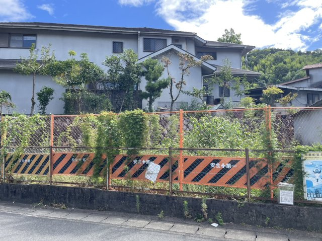 勧修寺柴山　条件無土地の外観