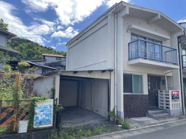 勧修寺柴山　条件無土地の外観