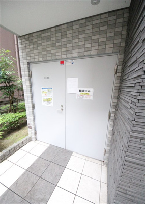 【エントランス】 | エスリード本町靭公園レジデンス