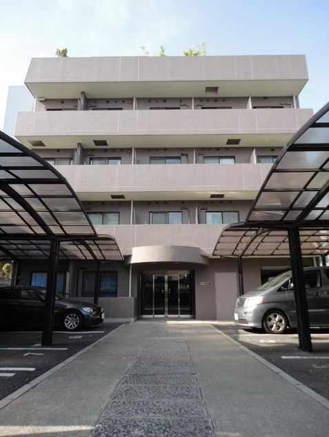 甲良町ハウスのエントランス|甲良町ハウス