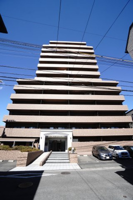 【外観】 | 【上質リノベ】ライオンズマンション楽々園第3 | 現地（2023年10月30日12：00頃）撮影