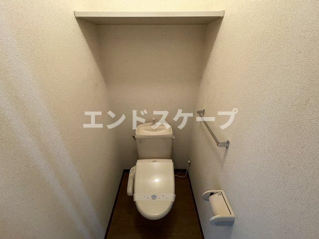 ラ・リヴィエールのトイレ|高崎、前橋エリアのお部屋探しはエンドスケープまで！お客様の理想お聞かせ下さい♪