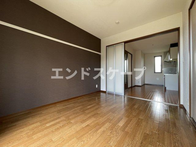 ラ・リヴィエールの洋室|高崎、前橋エリアのお部屋探しはエンドスケープまで！お客様の理想お聞かせ下さい♪