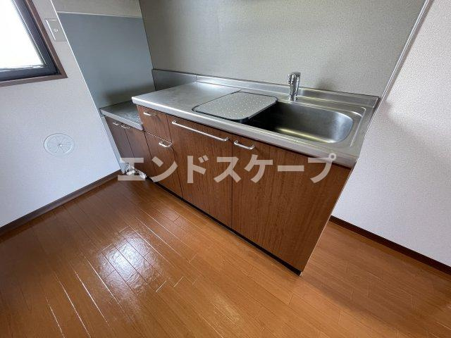 ラ・リヴィエールのキッチン|高崎、前橋エリアのお部屋探しはエンドスケープまで！お客様の理想お聞かせ下さい♪