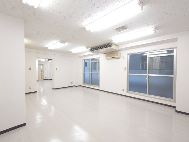 ブルックスとりでの内装