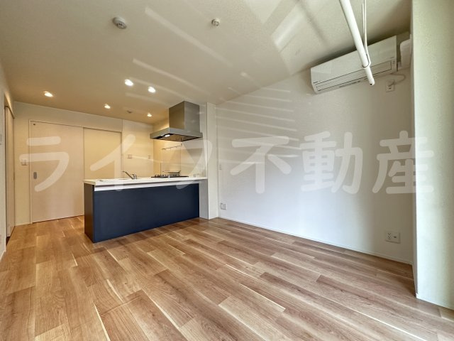 ma.maisonの居間・リビング|こちらのリビングで趣味の時間をお楽しみください