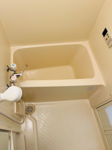 仲介手数料0円ハートヒルズ栄の浴室