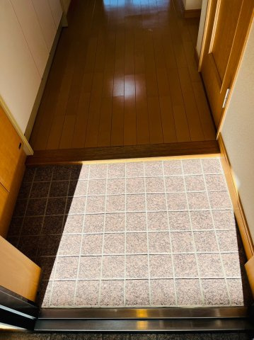 仲介手数料0円ハートヒルズ栄の玄関