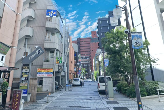 伊野ビルの周辺