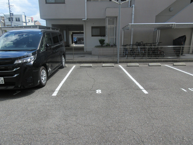 川奈ハイツの駐車場|川奈ハイツ