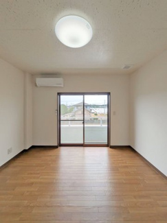 【洋室】 | 美野里第２中央ビル