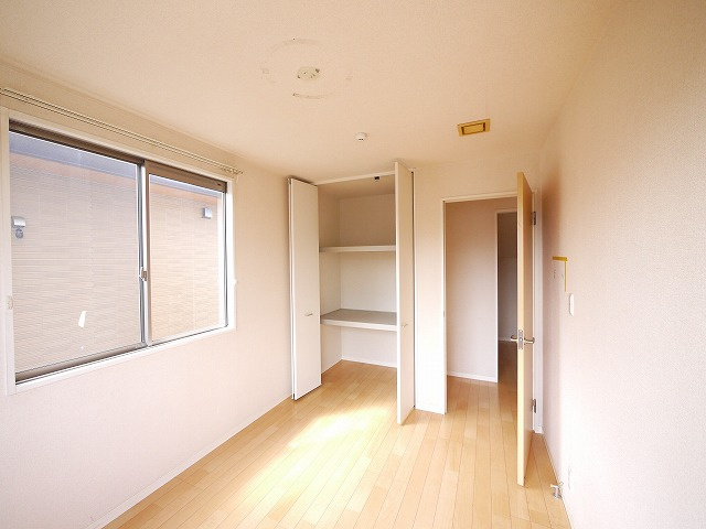 久保一戸建ＡＢＣＤＥの寝室|寝室にいかがでしょうか