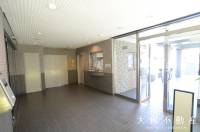 【エントランス】 | ライオンズマンション海老名第3　10階1LDK　リフォーム済み