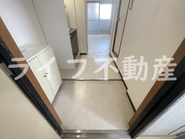 あかねハイツの玄関|毎日通る玄関はこちらです