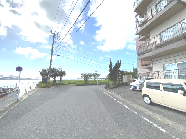 名島シーサイドヴィラの周辺