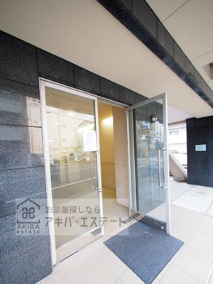 【エントランス】 | ル・リオンブランシェ日暮里イースト