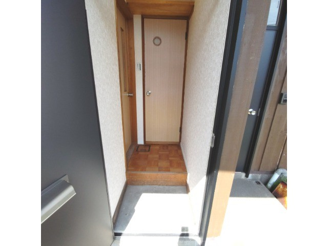 コンフォーティア桜木の玄関