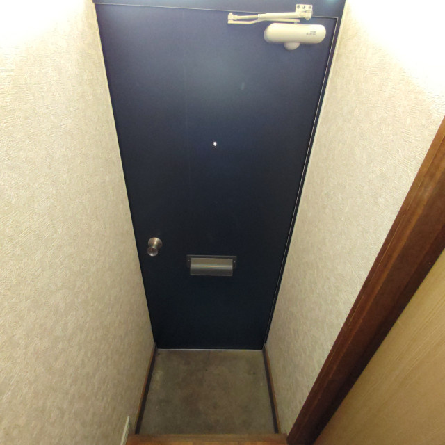 コンフォーティア桜木の玄関