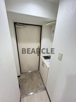 【玄関】 | ローブコート六地蔵駅前