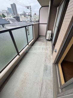 【バルコニー】