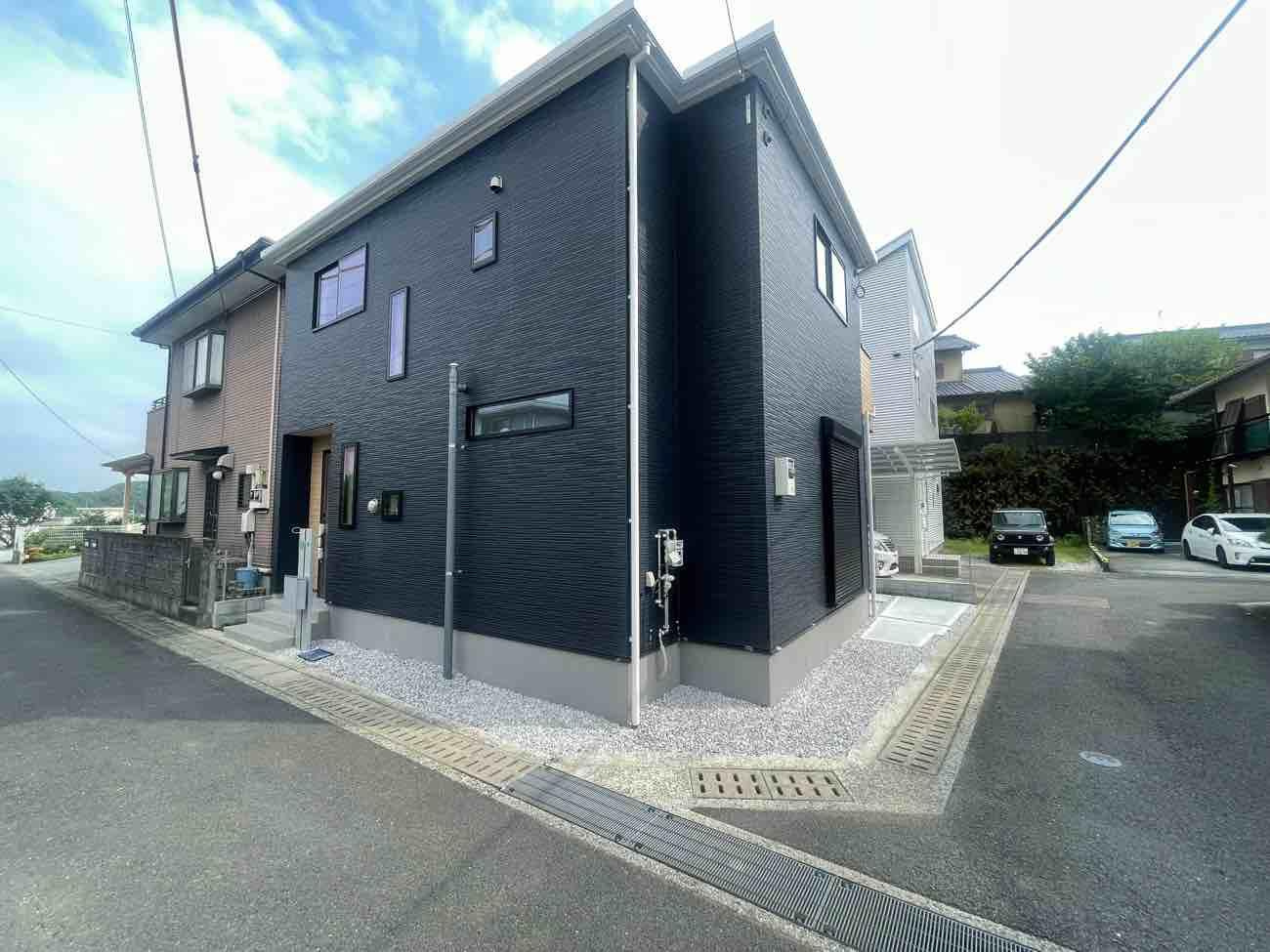 高知市横浜西町の外観