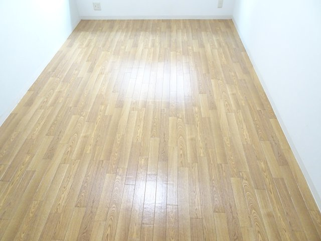 アップルコート大垣木戸町の洋室