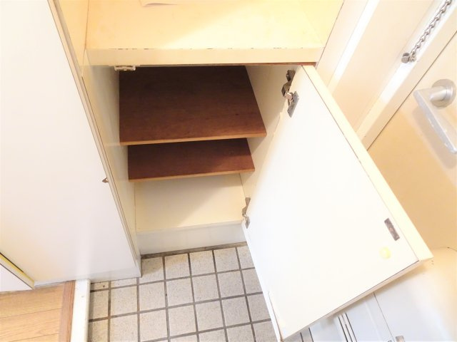 アップルコート大垣木戸町の玄関