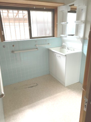 【独立洗面台】 | 氷上町成松中古戸建1200万円(価格変更）
