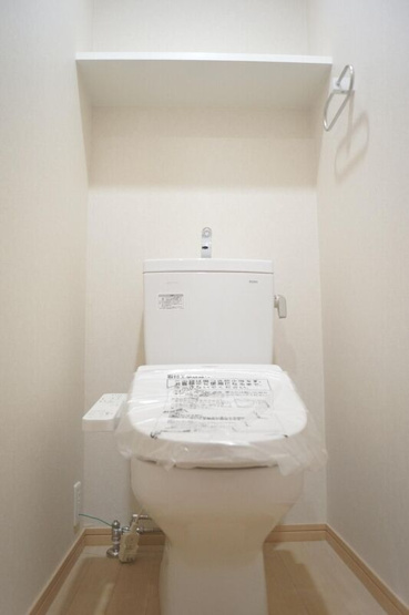 【トイレ】 | エステートモア高砂倶楽部 | コンパクトで使いやすいトイレです