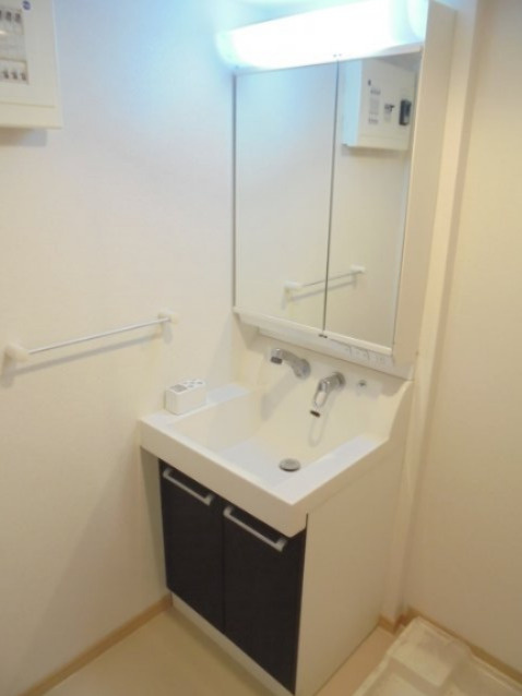 サニー・アートの独立洗面台