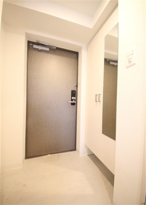 【玄関】 | エスリードレジデンス大阪本町