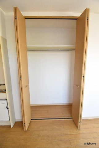 コスミック　仲介手数料無料の収納
