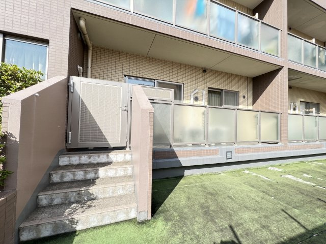 ベルグレースケア江戸川の庭