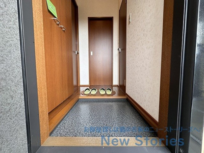 【玄関】 | レトア三軒屋