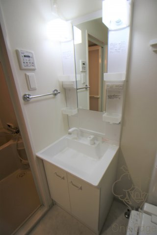 エグゼ新北野の独立洗面台