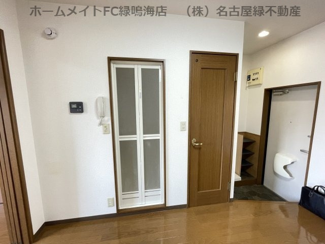 アクセスコートIIの内装