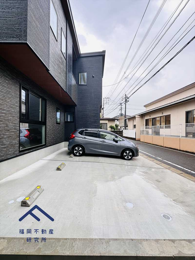 春日市昇町3丁目　新築戸建ての駐車場