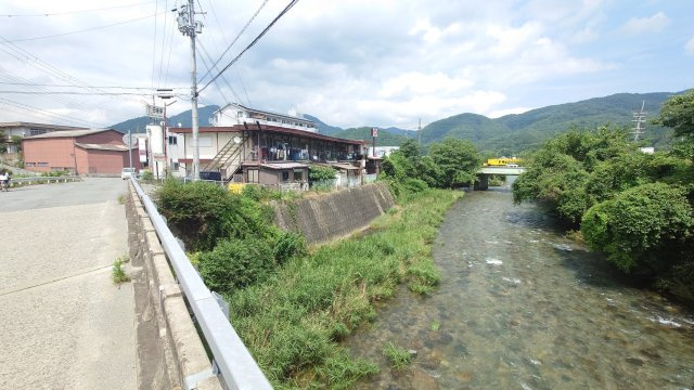 宍粟市山崎町三津／アパート・店舗の周辺