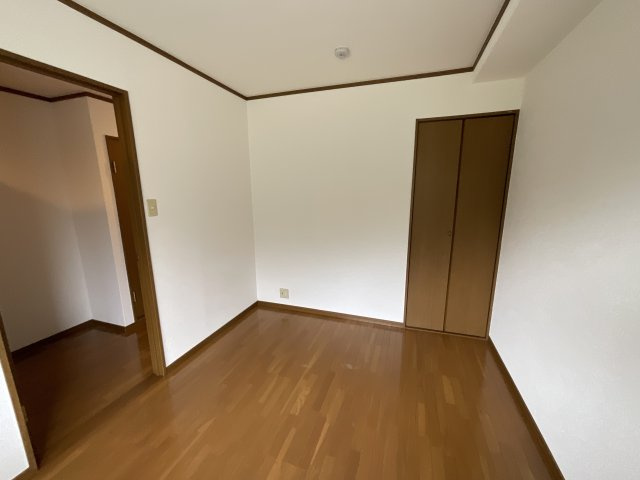 【寝室】 | レトワールＳ2 | 開放的な寝室です