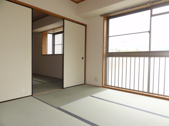 【和室】 | レトワールＳ2 | フローリングだけでなく、和室もあります