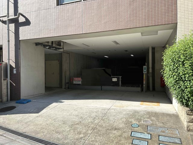 エクセレントシティ文京小桜の駐車場