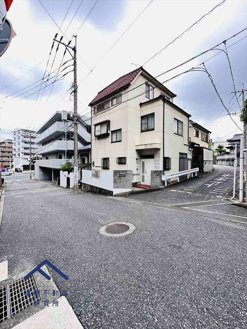 エバーライフ筑紫丘高校前の周辺