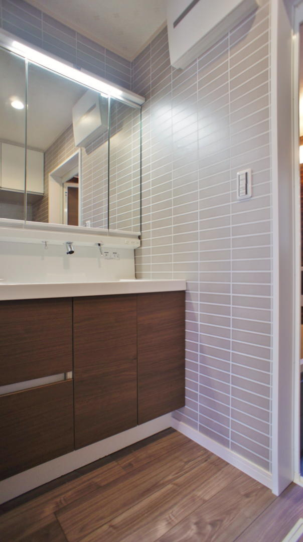 下木崎テラスハウス4号棟の独立洗面台