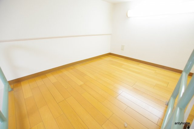 エステムコート大阪城前・OBPリバーフロント　仲介手数料無料の洋室