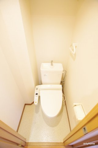 エステムコート大阪城前・OBPリバーフロント　仲介手数料無料のトイレ