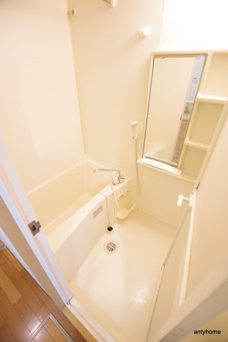 エステムコート大阪城前・OBPリバーフロント　仲介手数料無料の浴室