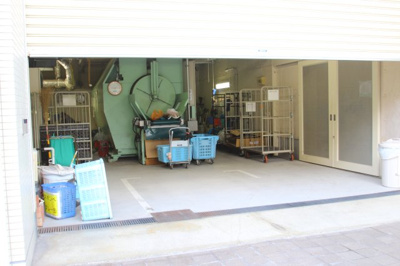 【エントランス】 | タイムズピース・スクエア・ファーストゲートシティ