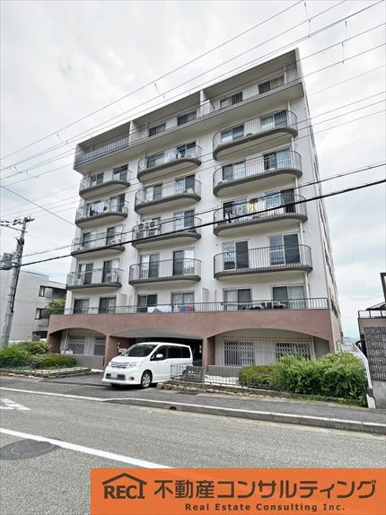 御影ハイツの外観