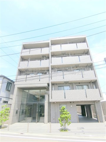 ルーブル東蒲田八番館の外観|外観タイル張り　2014年9月築　RC鉄筋コンクリート造5階建て総戸数36戸1K～2DK
京急本線梅屋敷駅最寄りの東京都大田区大森中3丁目　