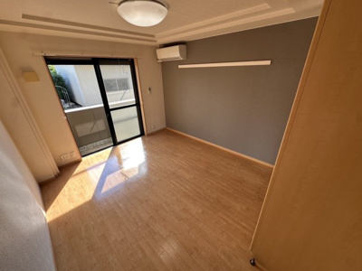 【居間・リビング】 | メゾン・ラヴィアンローズⅡ